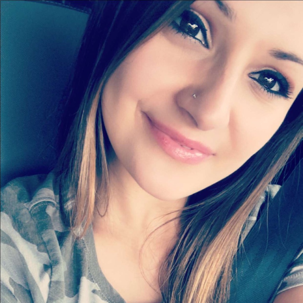 Meet your Posher, Gabrielle